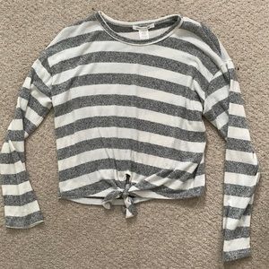 grey and white stripped long sleeve